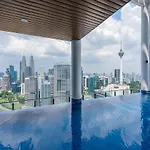 Penthouse Sky Jacuzzi At Klcc