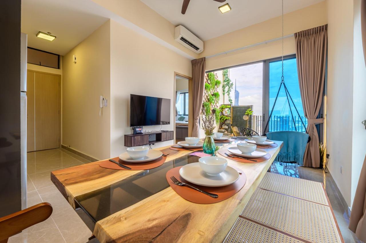 Penthouse Sky Jacuzzi At Klcc Pangsapuri Kuala Lumpur